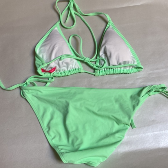 Victoria’s Secret Green Bikini - Picture 2 of 4